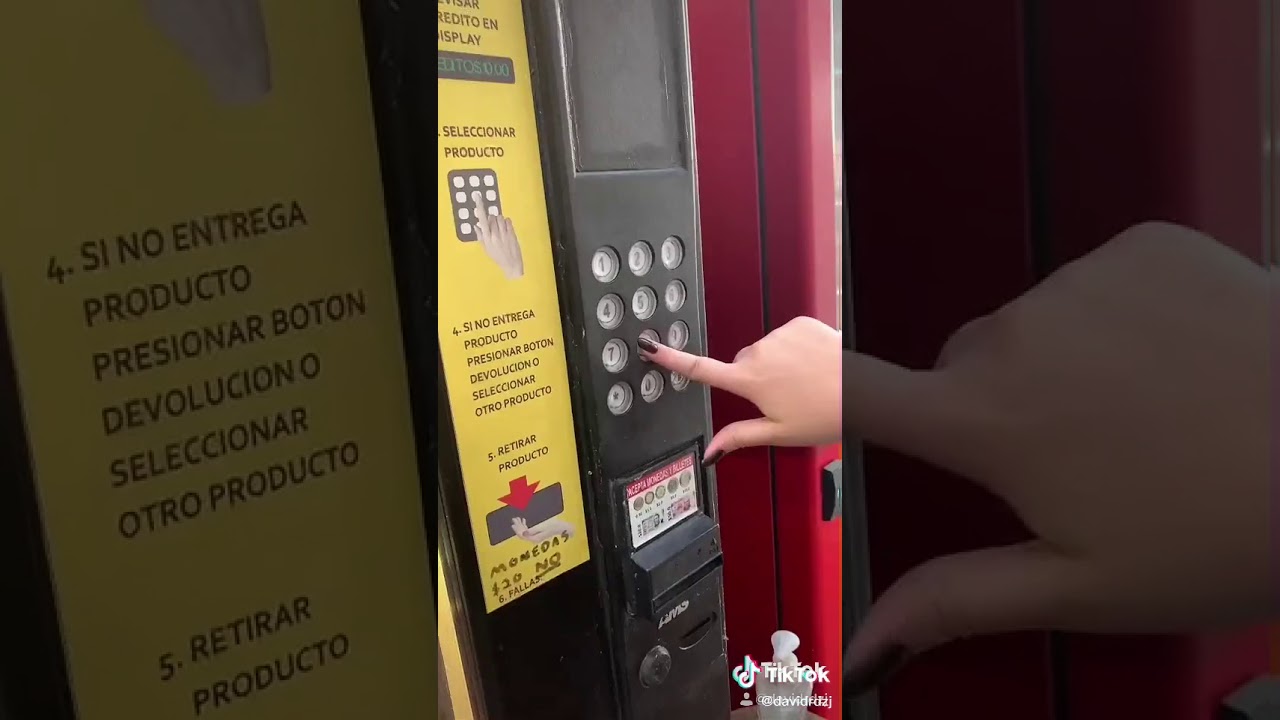 Trucos para sacar deliciosas comidas de las máquinas