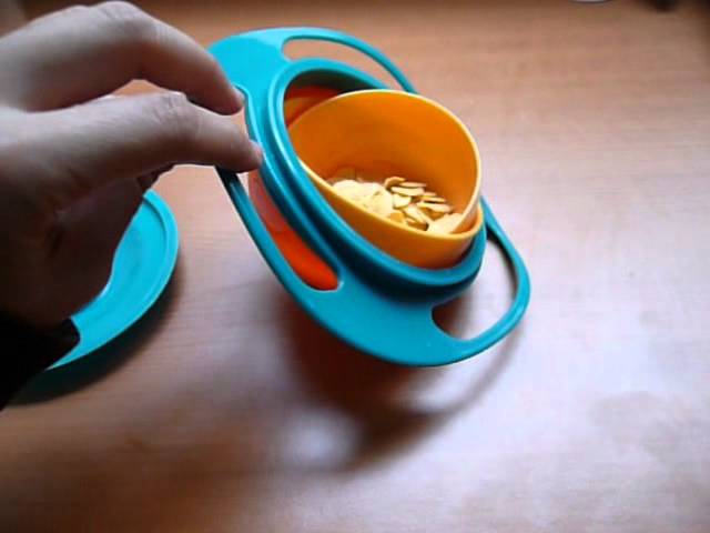 Plato para bebé que evita que la comida se caiga